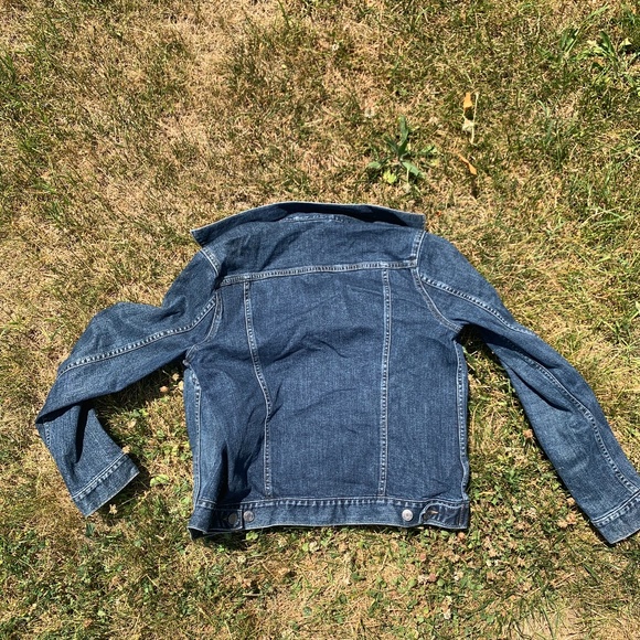 Gap Dark Wash Denim Jacket - Picture 2 of 3